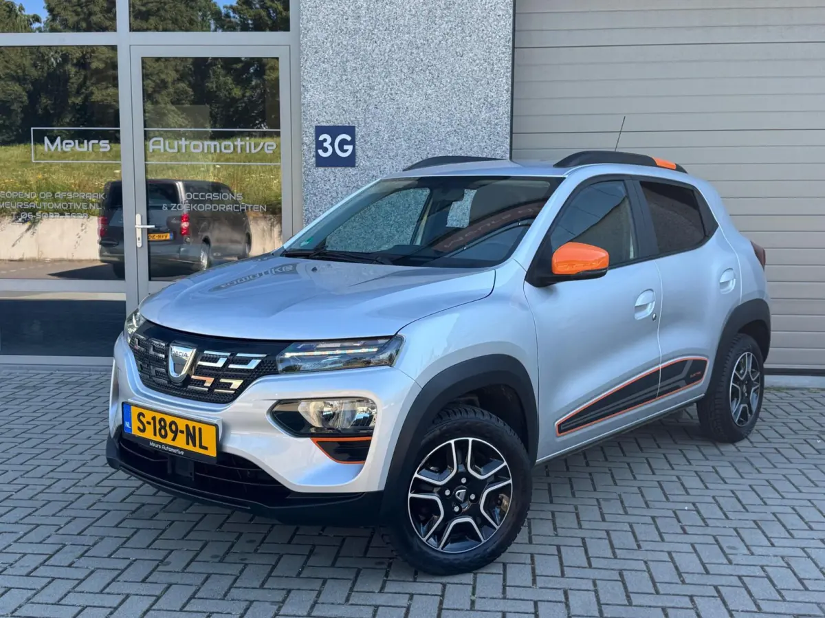 Comfort Plus (Orange Pack) 27 kWh DC Lader/Navi/Camera/All season banden/CarPlay