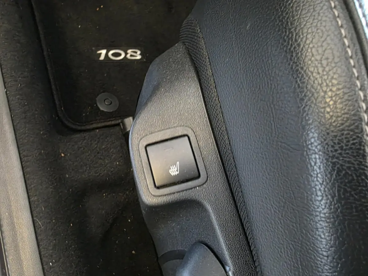 1.0 e-VTi Allure TOP! | Automaat | Stoelverwarming | Camera | Lederen bekleding