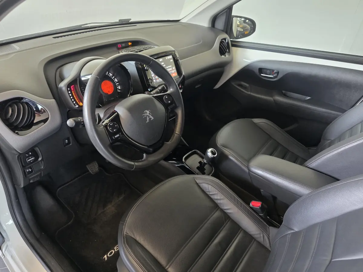 1.0 e-VTi Allure TOP! | Automaat | Stoelverwarming | Camera | Lederen bekleding