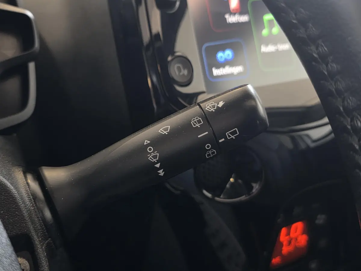 1.0 e-VTi Allure TOP! | Automaat | Stoelverwarming | Camera | Lederen bekleding