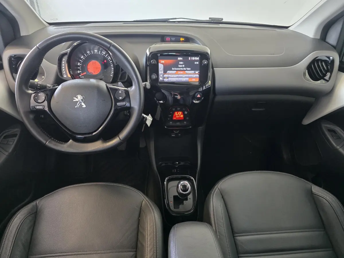 1.0 e-VTi Allure TOP! | Automaat | Stoelverwarming | Camera | Lederen bekleding