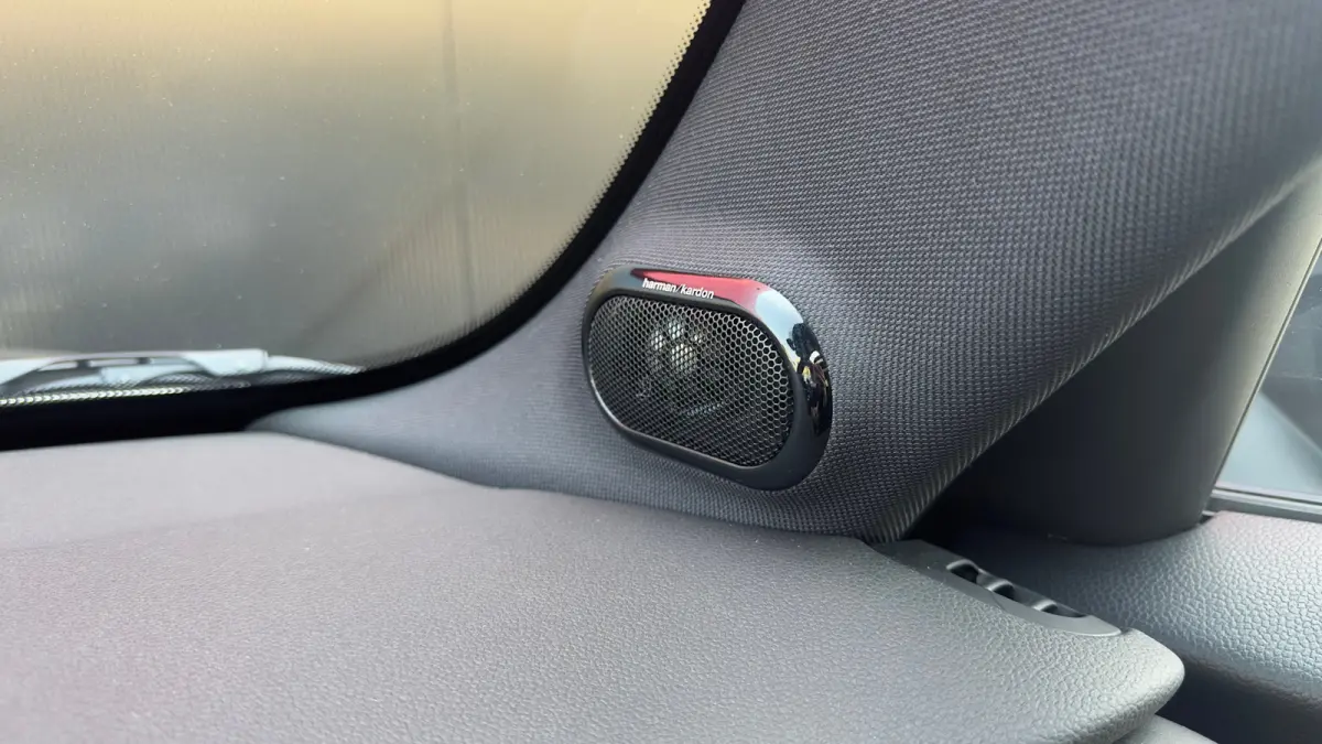 1.5 Cooper 60 Years Edition | Leder | Panoramadak | Harman/Kardon | Climate Control | CarPlay | Airco (automatisch) | Apple Carplay/Android Auto|telefoonintegratie premium | Buitenspiegels e
