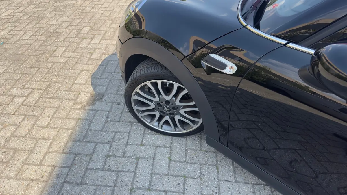 1.5 Cooper 60 Years Edition | Leder | Panoramadak | Harman/Kardon | Climate Control | CarPlay | Airco (automatisch) | Apple Carplay/Android Auto|telefoonintegratie premium | Buitenspiegels e