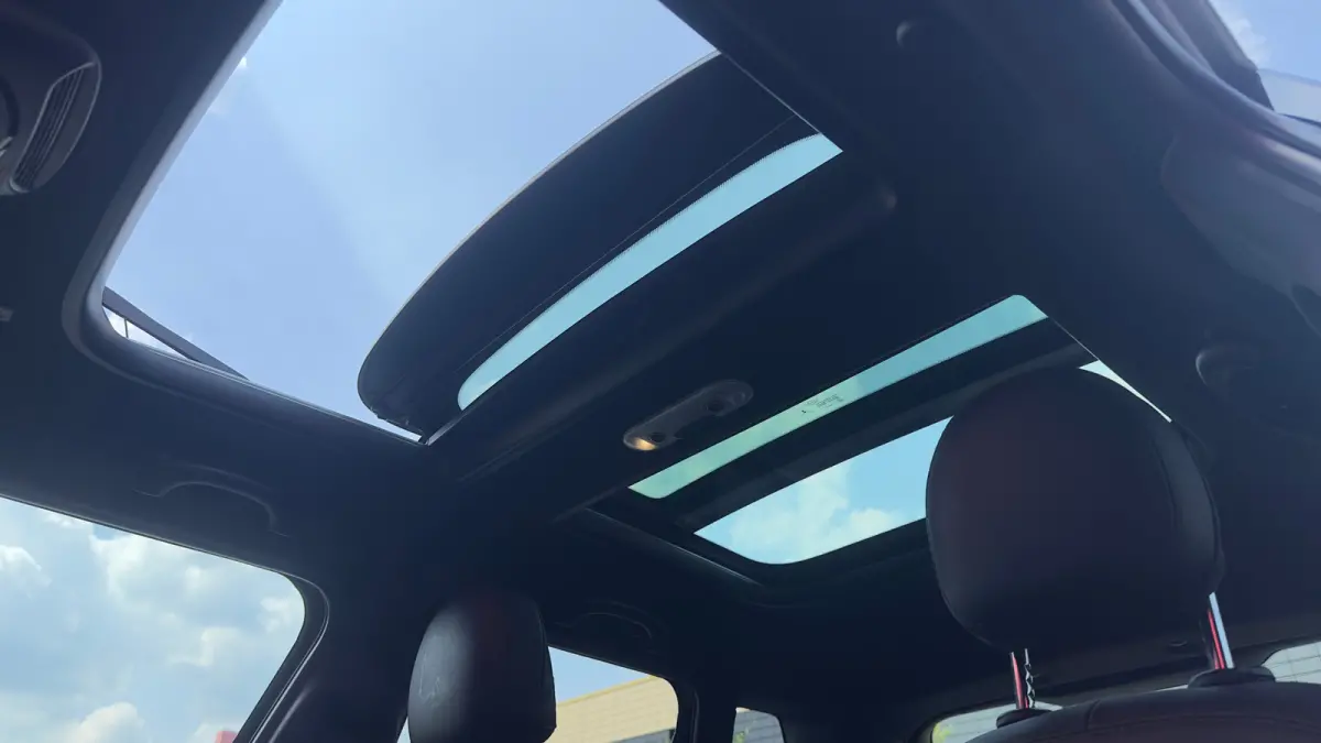 1.5 Cooper 60 Years Edition | Leder | Panoramadak | Harman/Kardon | Climate Control | CarPlay | Airco (automatisch) | Apple Carplay/Android Auto|telefoonintegratie premium | Buitenspiegels e