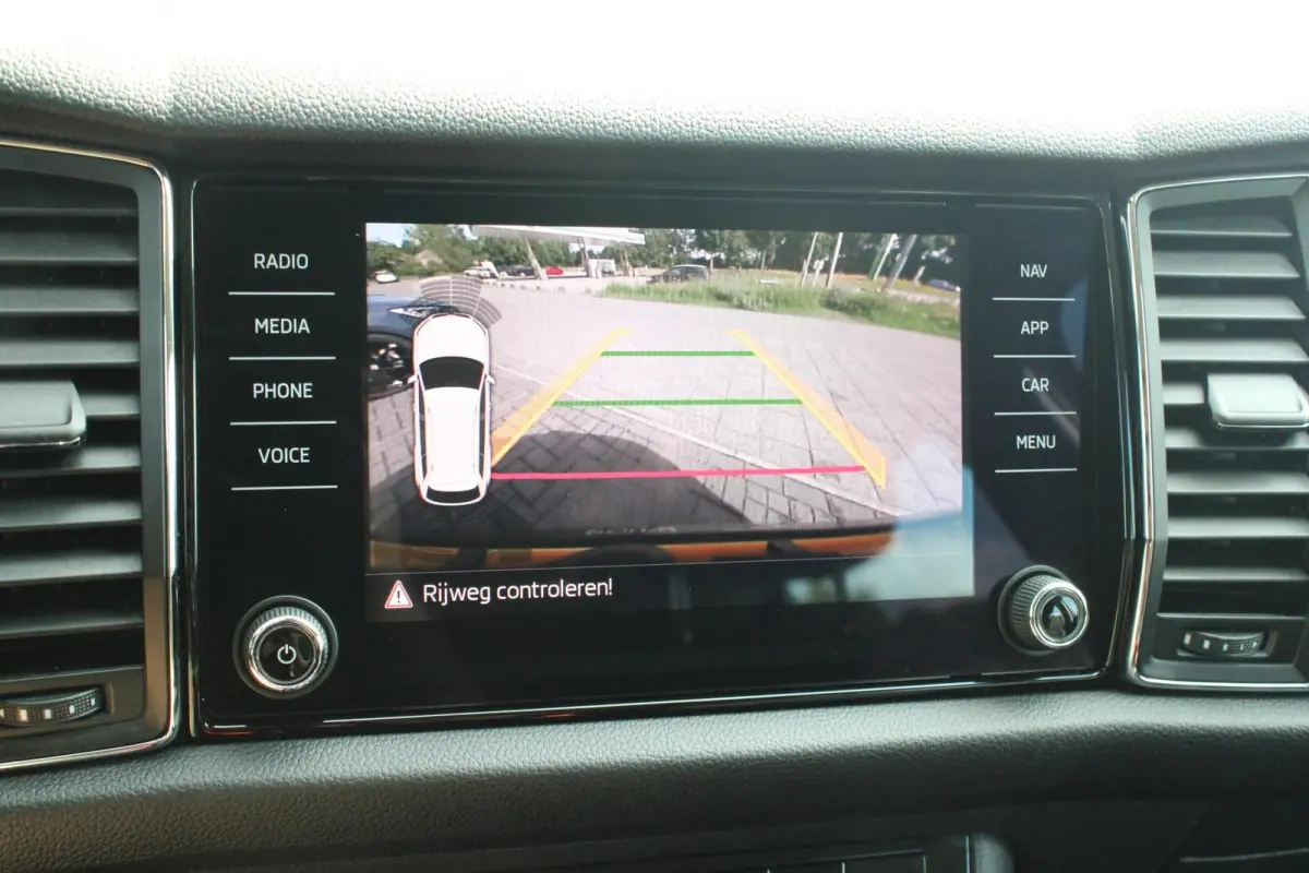1.5 TSI 150pk DSG Limited Business Edition | Canton Audio | Navigatie | Elektr. Achterklep | Stoelverwarming | Adaptieve Cruise | Apple CarPlay/ Android Auto