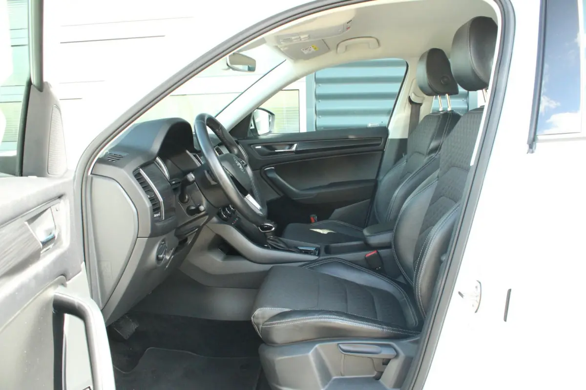 1.5 TSI 150pk DSG Limited Business Edition | Canton Audio | Navigatie | Elektr. Achterklep | Stoelverwarming | Adaptieve Cruise | Apple CarPlay/ Android Auto