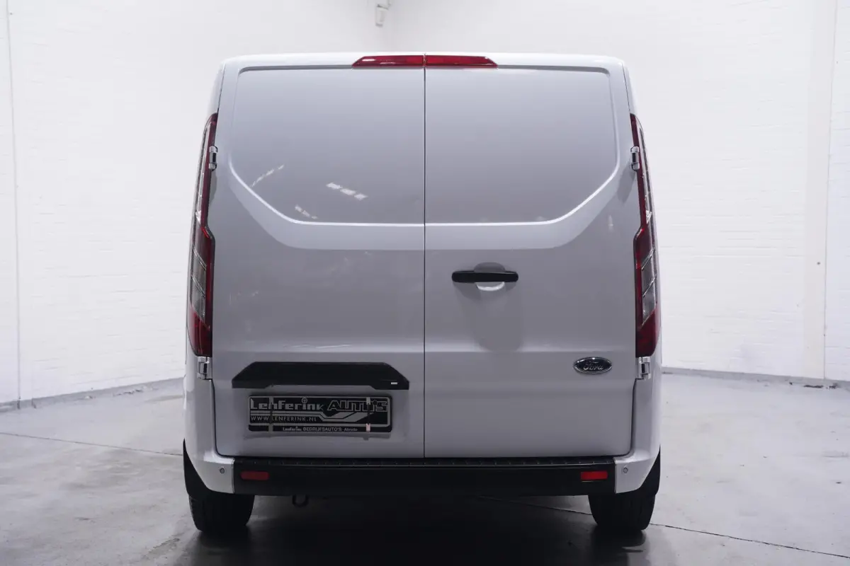 2.0 TDCI 130 pk L2H1 Trend Automaat Navi, Camera Apple Carplay, Lane Assist, Cruise control, 3-Zits