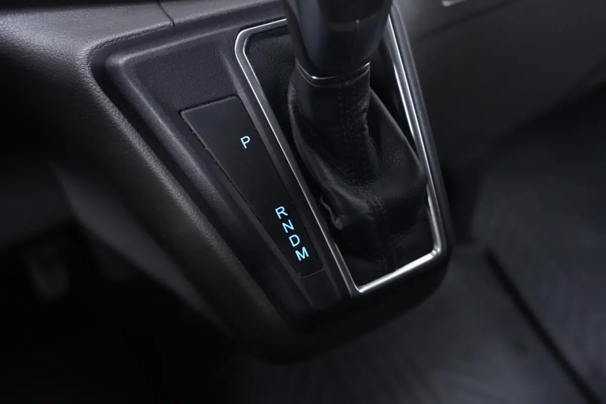 2.0 TDCI 130 pk L2H1 Trend Automaat Navi, Camera Apple Carplay, Lane Assist, Cruise control, 3-Zits