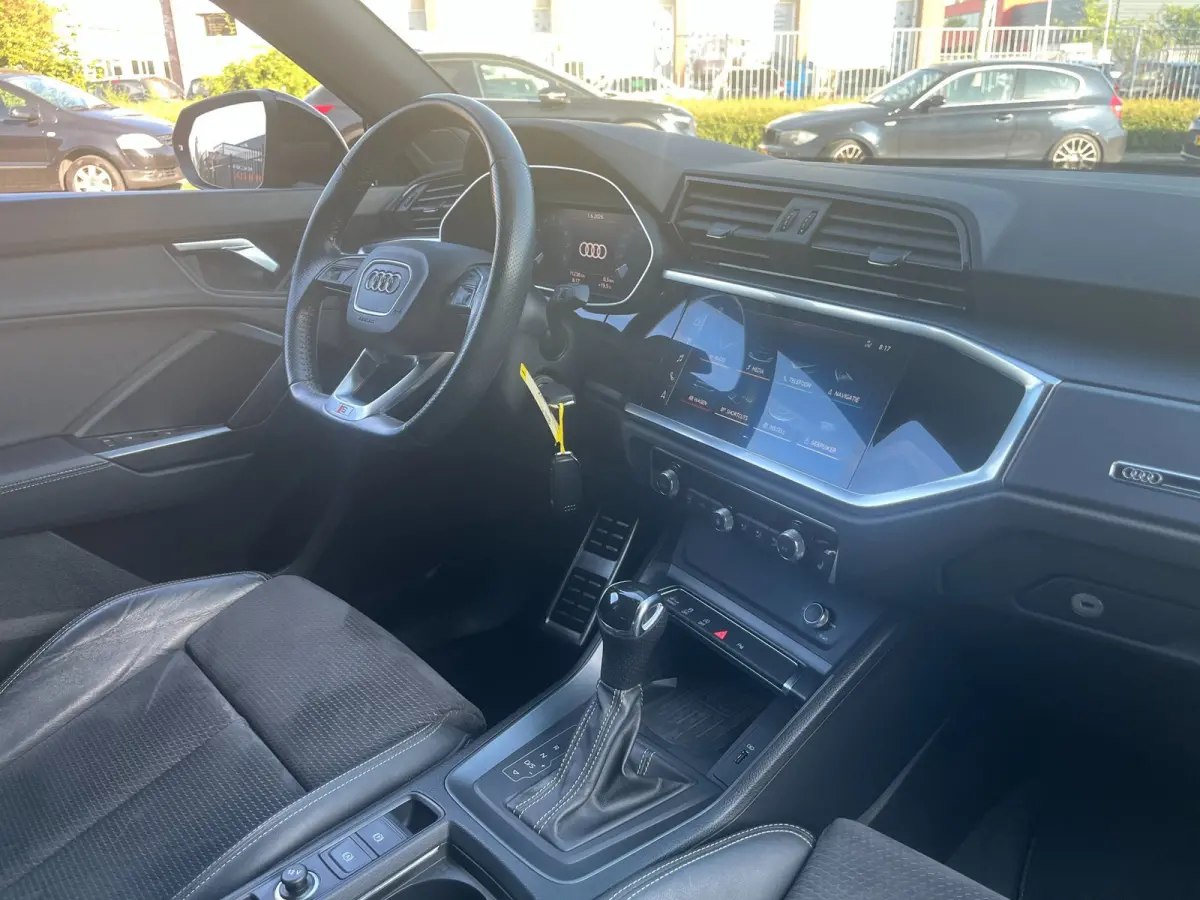 35 TFSI S edition | Met o.a. climate, stoelverwarming, AppleCarPlay/AndroidAuto, navigatie en LED