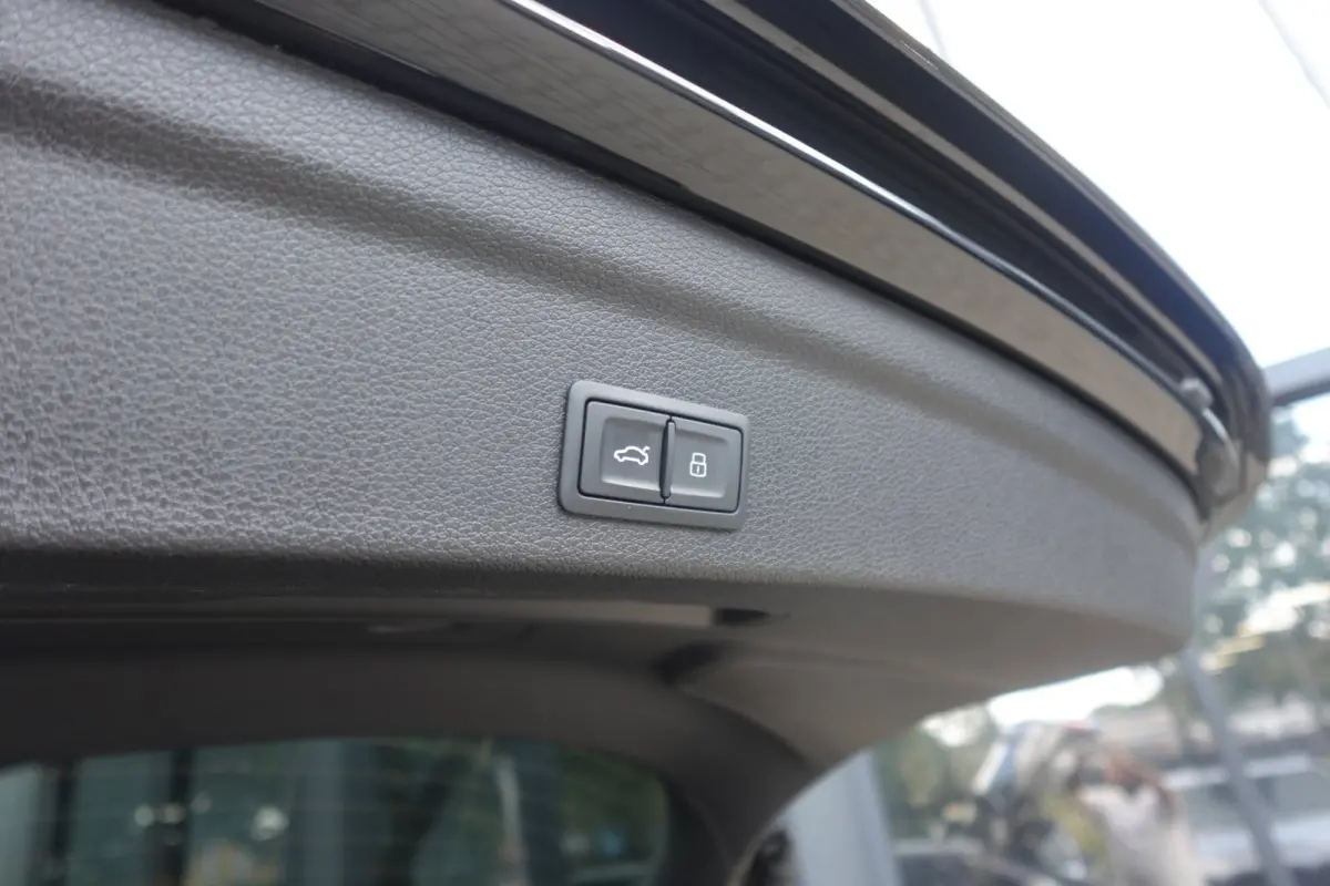 35 TFSI S Edition Competition PANO KEYLESS SFEER VOL'