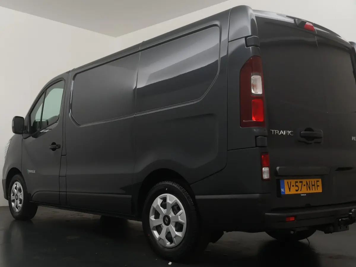 GB L1H1 T29 E-Tech advance | Parkeercamera | Navigatie | Keyless Entry |