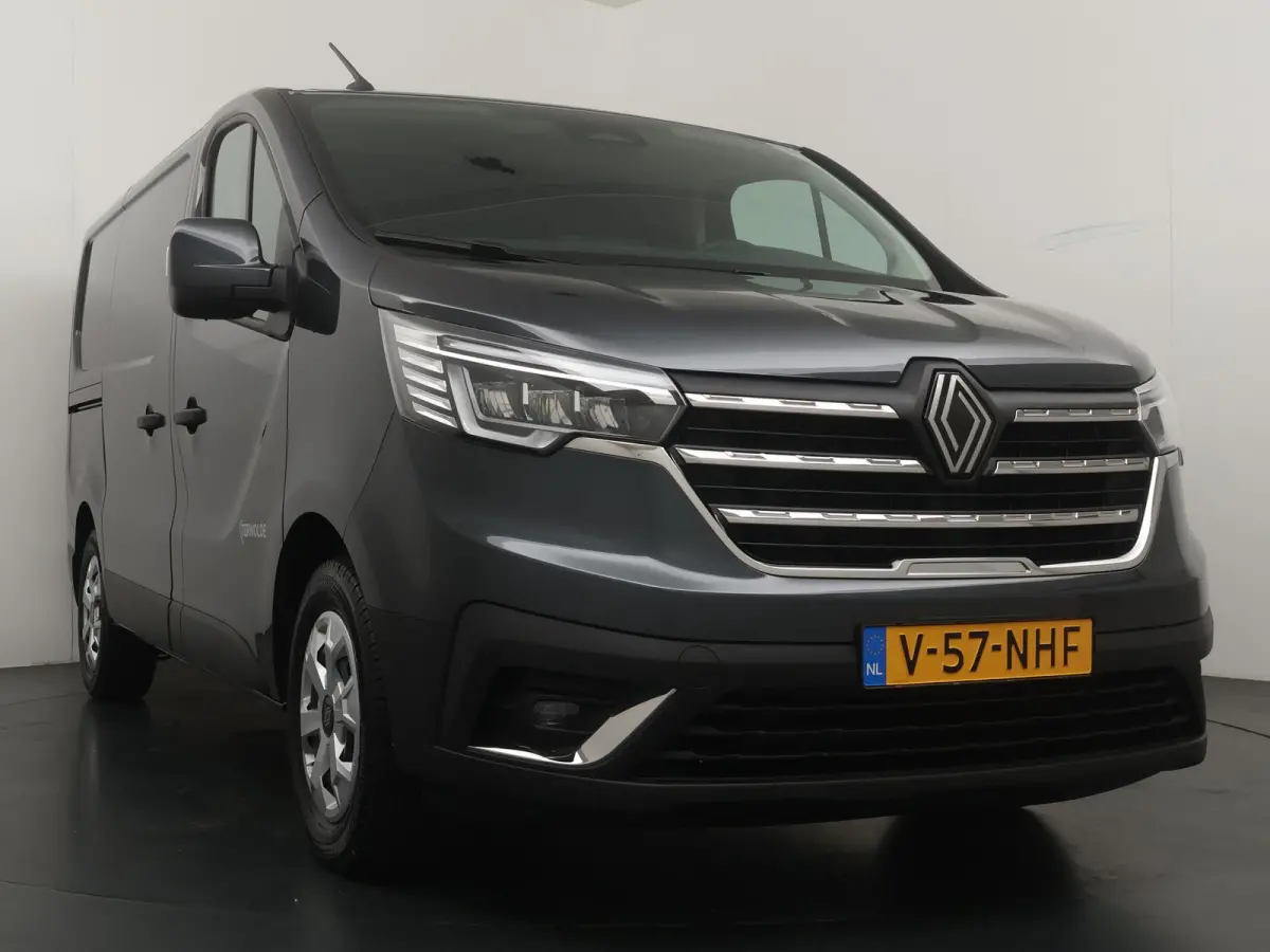 GB L1H1 T29 E-Tech advance | Parkeercamera | Navigatie | Keyless Entry |