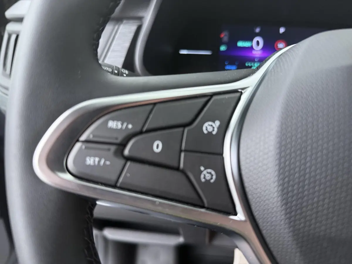 GB L1H1 T29 E-Tech advance | Parkeercamera | Navigatie | Keyless Entry |
