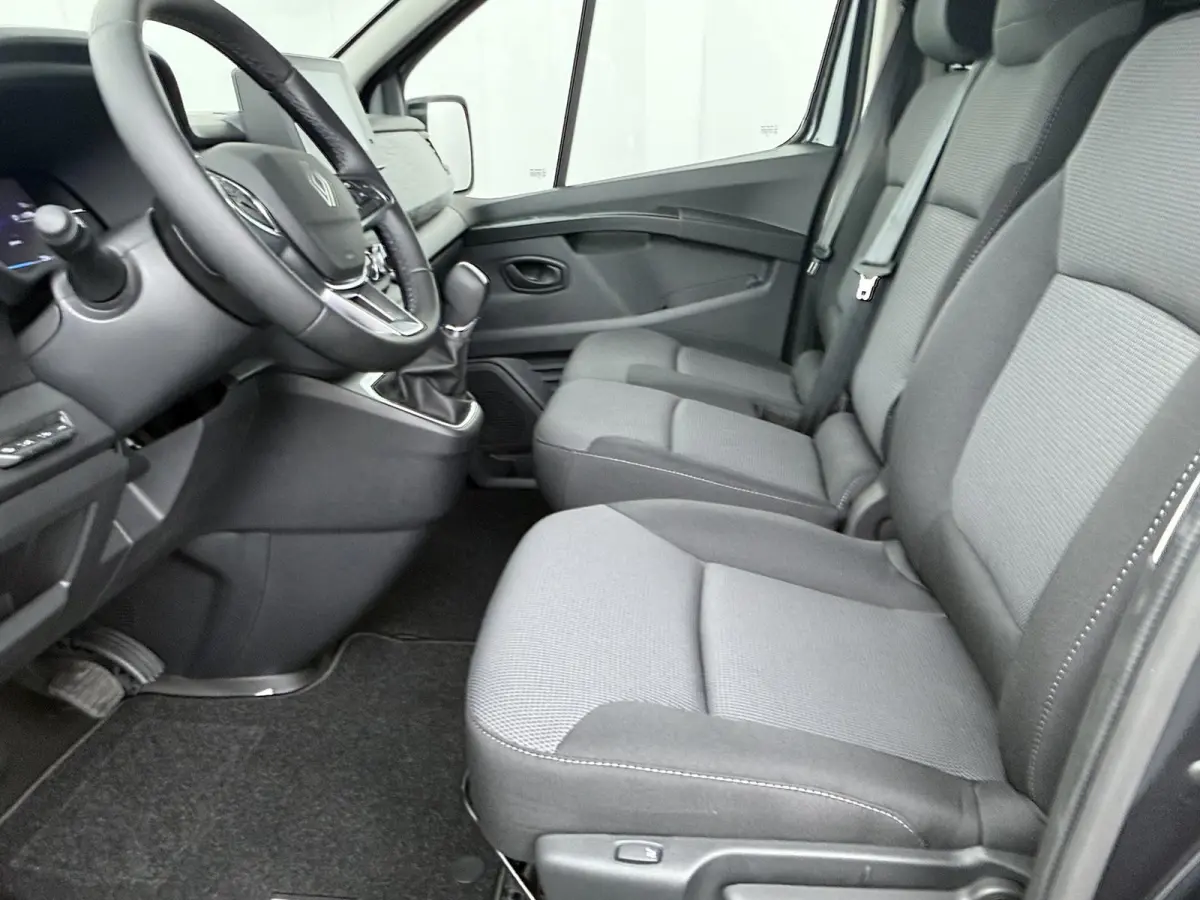 GB L1H1 T29 E-Tech advance | Parkeercamera | Navigatie | Keyless Entry |