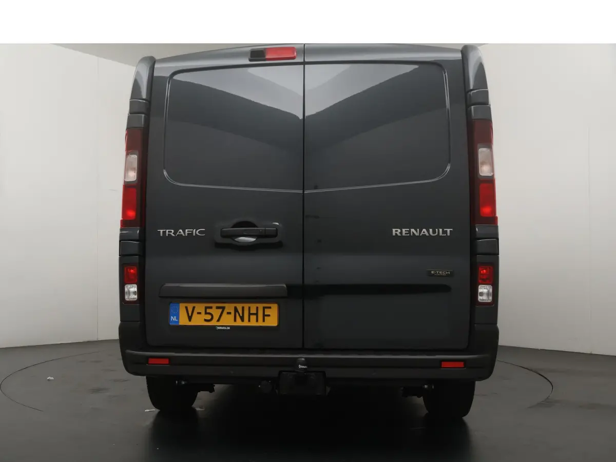 GB L1H1 T29 E-Tech advance | Parkeercamera | Navigatie | Keyless Entry |