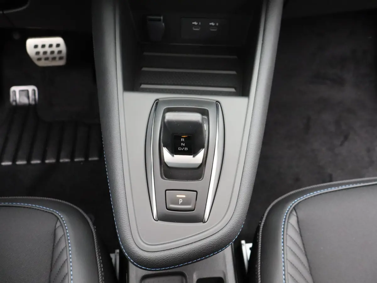 esprit Alpine full hybrid E-Tech 160 | Harman Kardon | Panoramadak |