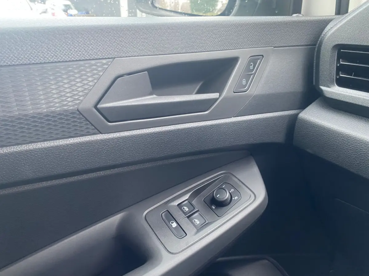 Maxi 2.0 TDI 102pk | Digit. Cockpit | Lat om Lat | Trekhaak | PDC