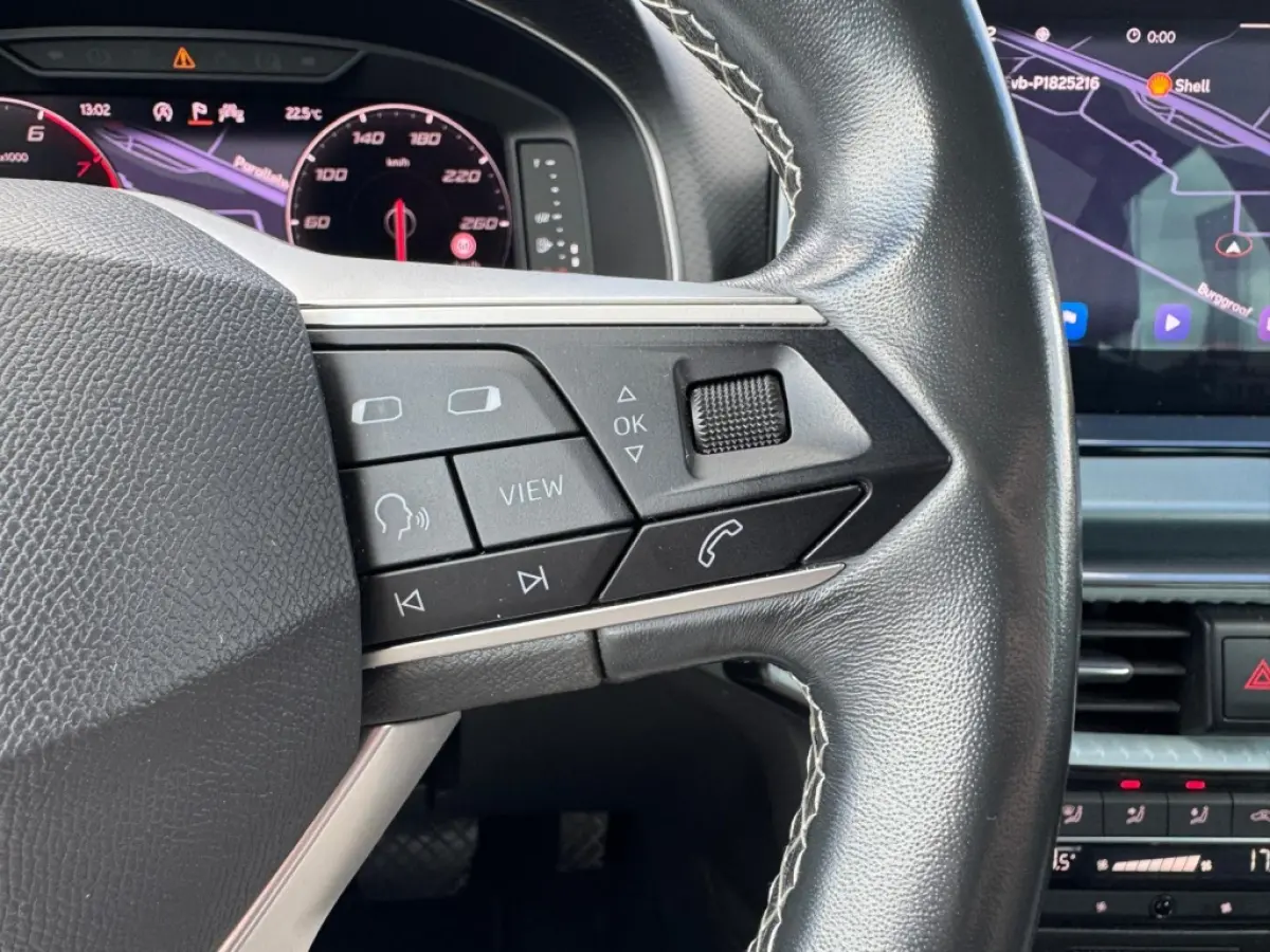 1.0 TSI 110pk DSG Xperience | ACC | Camera | Beats