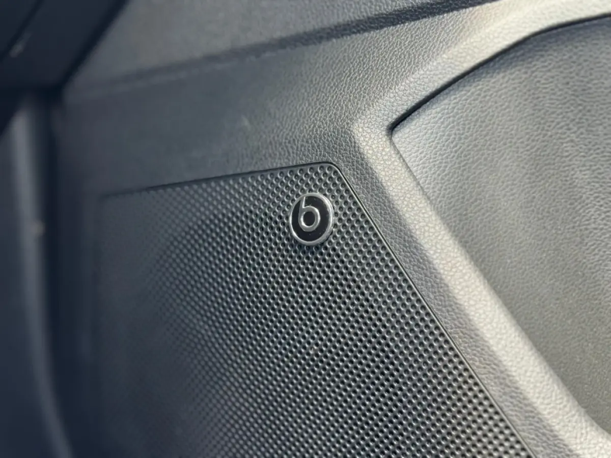 1.0 TSI 110pk DSG Xperience | ACC | Camera | Beats