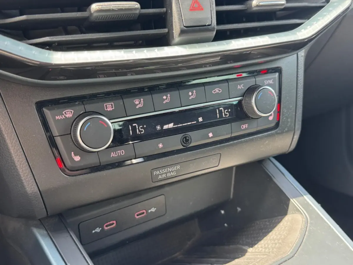 1.0 TSI 110pk DSG Xperience | ACC | Camera | Beats