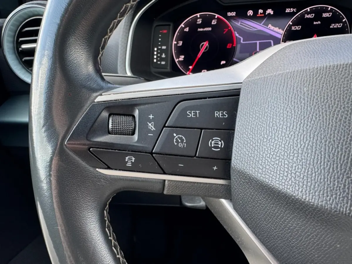 1.0 TSI 110pk DSG Xperience | ACC | Camera | Beats