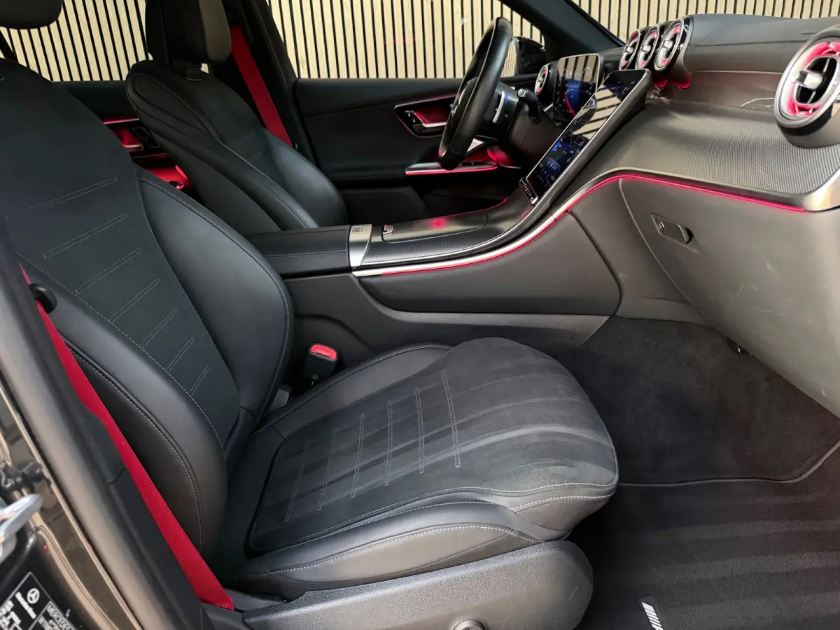 400e 4MATIC AMG Line 381PK - Pano