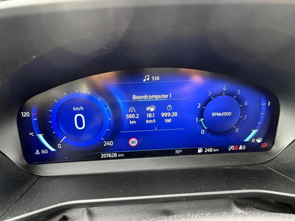 1.0 EcoBoost Hybrid ST Line X - Desert Island Blue - Virtual/Carplay/Camera