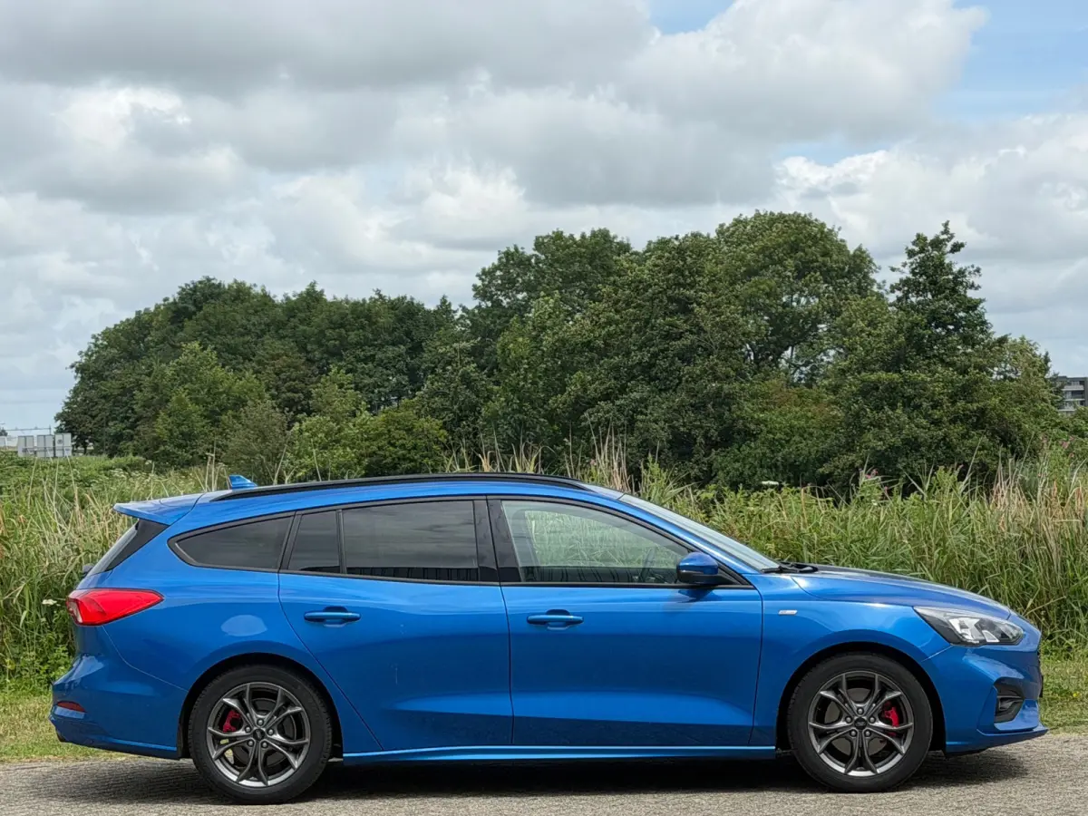 1.0 EcoBoost Hybrid ST Line X - Desert Island Blue - Virtual/Carplay/Camera