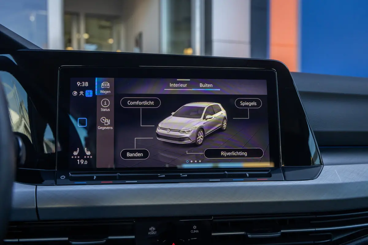 1.0 eTSI Life Business | Massage | Memory | Stoel+stuur verwarming | Cruise adaptief | Dodehoek detectie | Camera | Apple Carplay/Android Auto | Achteruitrijcamera | Apple Carplay/Android Au