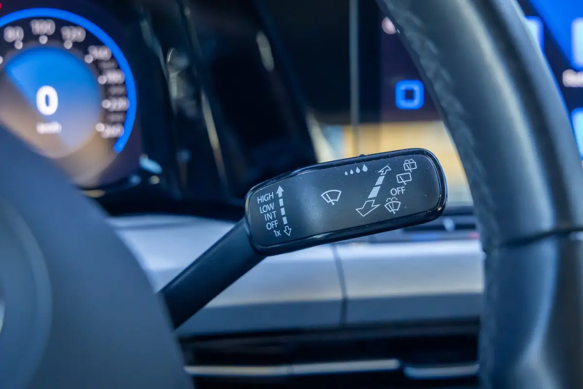 1.0 eTSI Life Business | Massage | Memory | Stoel+stuur verwarming | Cruise adaptief | Dodehoek detectie | Camera | Apple Carplay/Android Auto | Achteruitrijcamera | Apple Carplay/Android Au