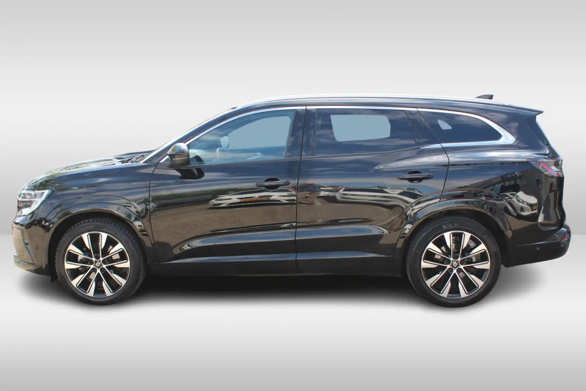 E-Tech full hybrid 200 techno 7p. Lichtmetalen velgen 19", PDC voor en achter.