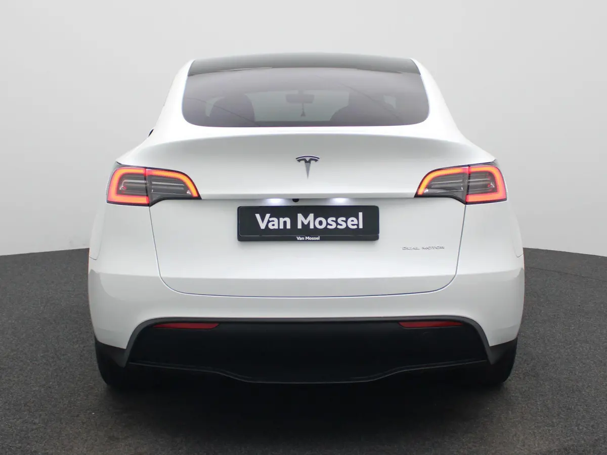 Premium Long Range RWD 75 kWh | PANO | ACC | Blindspot | Keyless | Stoelverarming | Lane Assist |