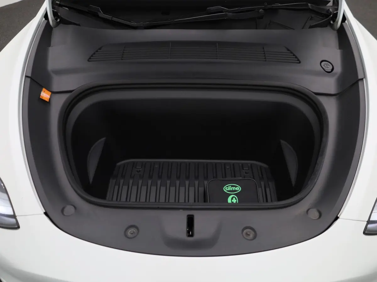 Premium Long Range RWD 75 kWh | PANO | ACC | Blindspot | Keyless | Stoelverarming | Lane Assist |