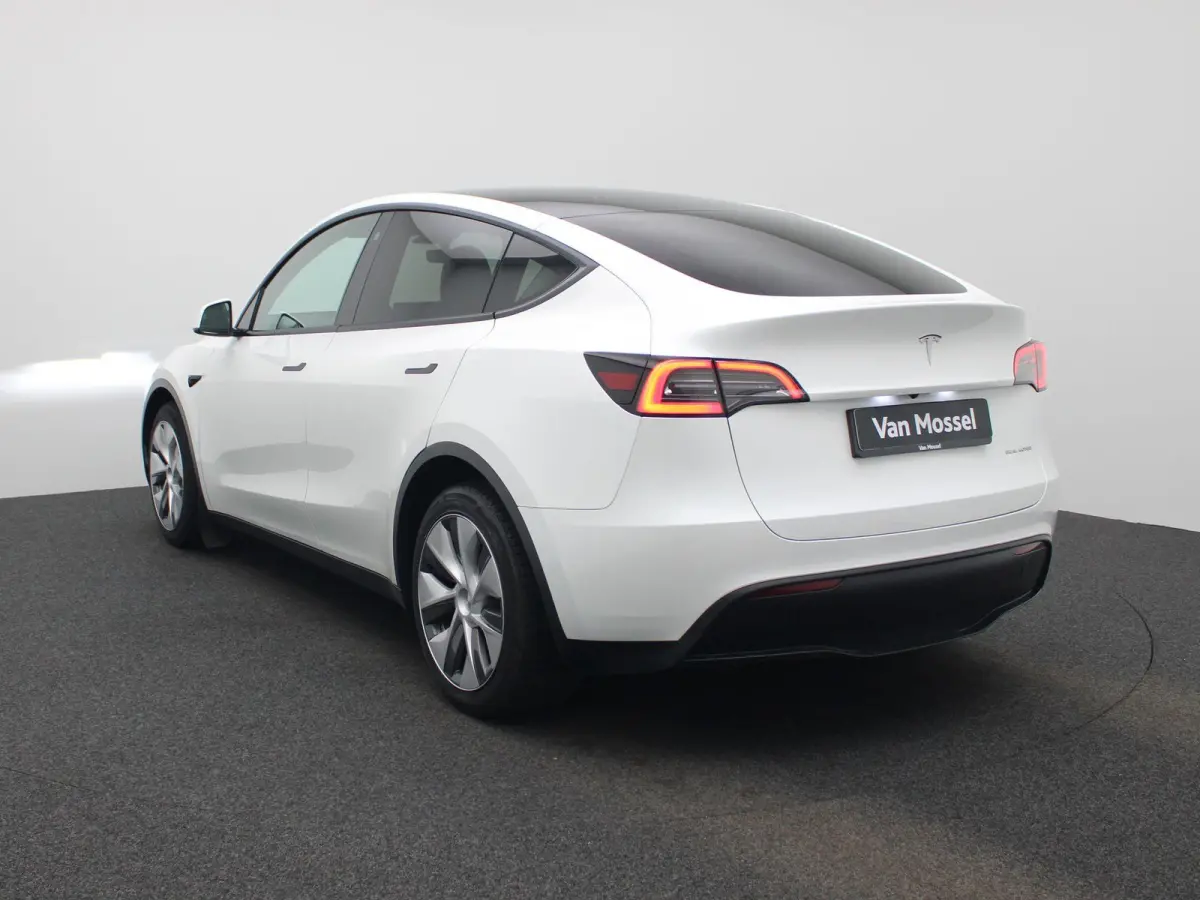 Premium Long Range RWD 75 kWh | PANO | ACC | Blindspot | Keyless | Stoelverarming | Lane Assist |