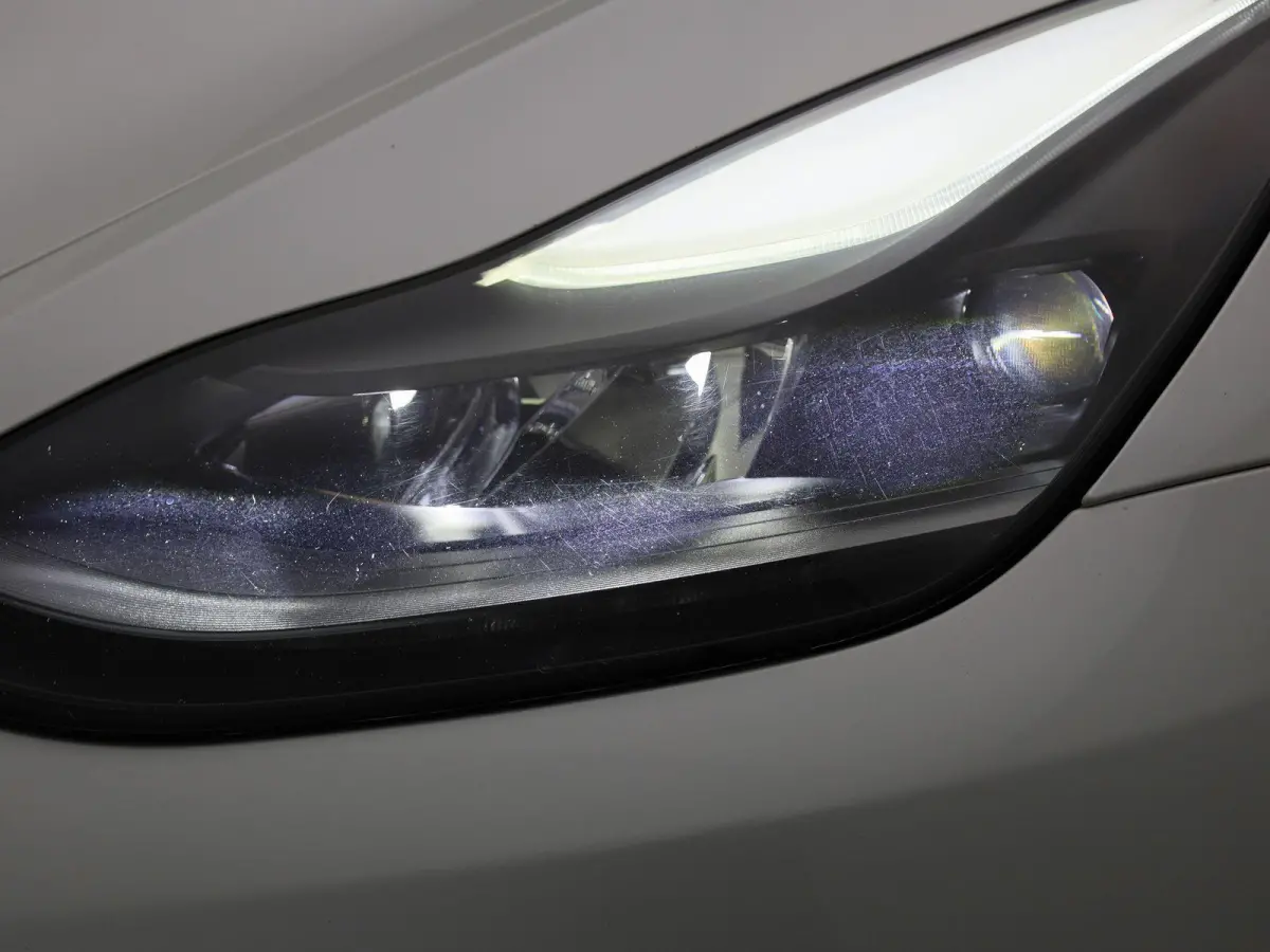 Premium Long Range RWD 75 kWh | PANO | ACC | Blindspot | Keyless | Stoelverarming | Lane Assist |