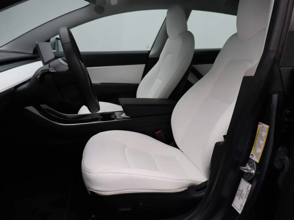 Long Range AWD 75 kWh | ECC | Navi | Leder | LMV | Panorama | PDC | LED | Cam |