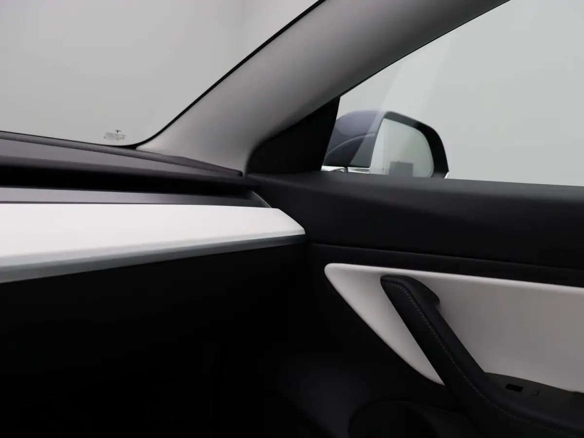 Long Range AWD 75 kWh | ECC | Navi | Leder | LMV | Panorama | PDC | LED | Cam |