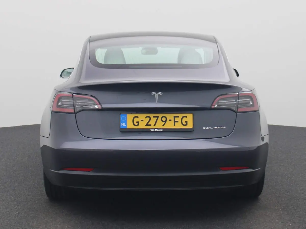 Long Range AWD 75 kWh | ECC | Navi | Leder | LMV | Panorama | PDC | LED | Cam |