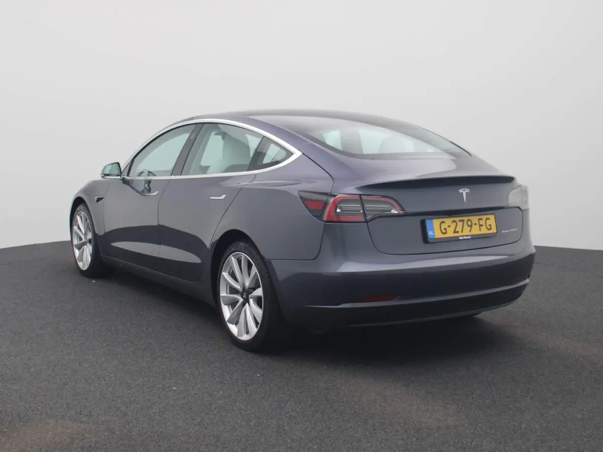 Long Range AWD 75 kWh | ECC | Navi | Leder | LMV | Panorama | PDC | LED | Cam |