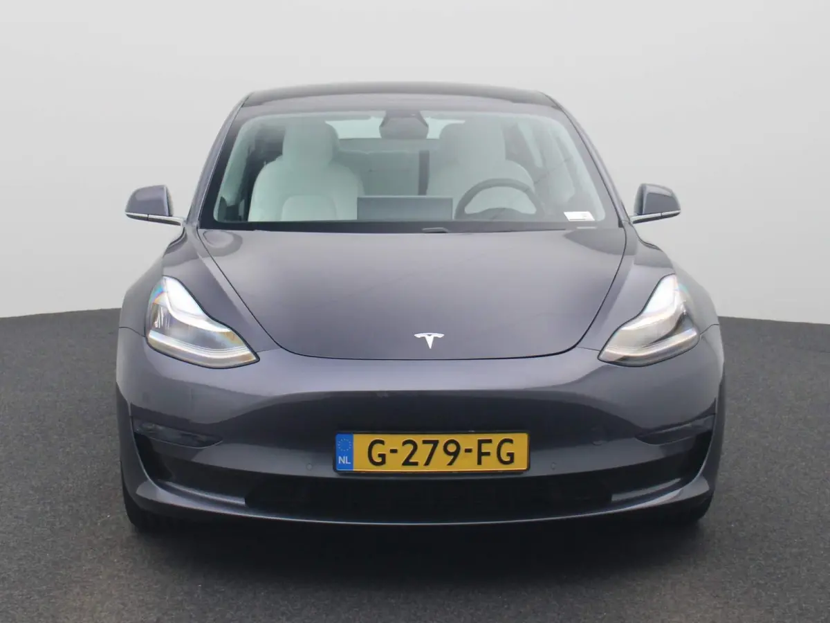 Long Range AWD 75 kWh | ECC | Navi | Leder | LMV | Panorama | PDC | LED | Cam |