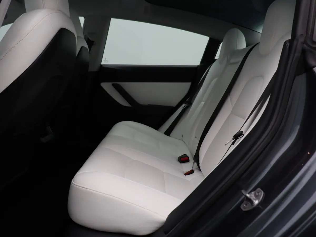 Long Range AWD 75 kWh | ECC | Navi | Leder | LMV | Panorama | PDC | LED | Cam |