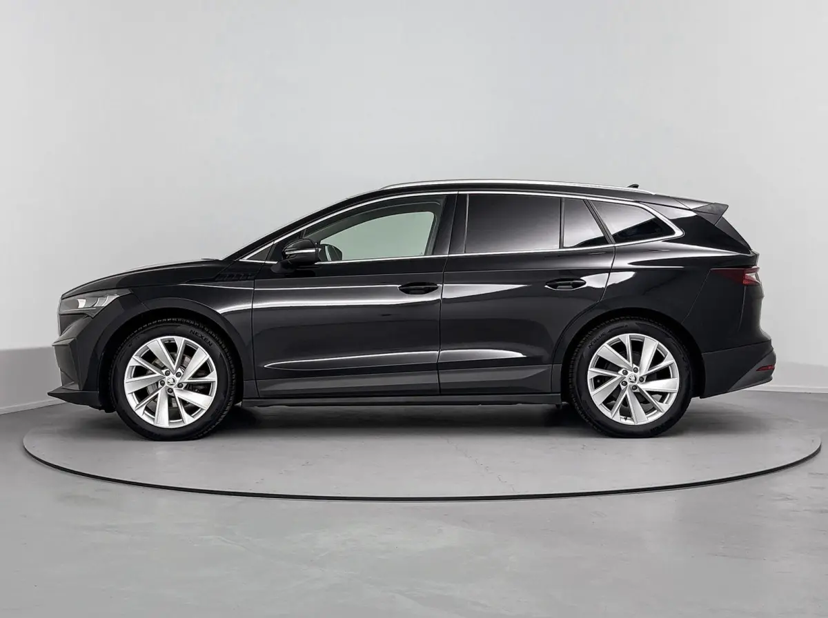 60 | SOH 91% | Apple Carplay | Android Auto | Bluetooth | Buitenspiegels Elektrisch verstel- en Verwarmbaar | Cruise Control Adaptief | Electronic Climate Control | Lichtmetalen Velgen | Nav