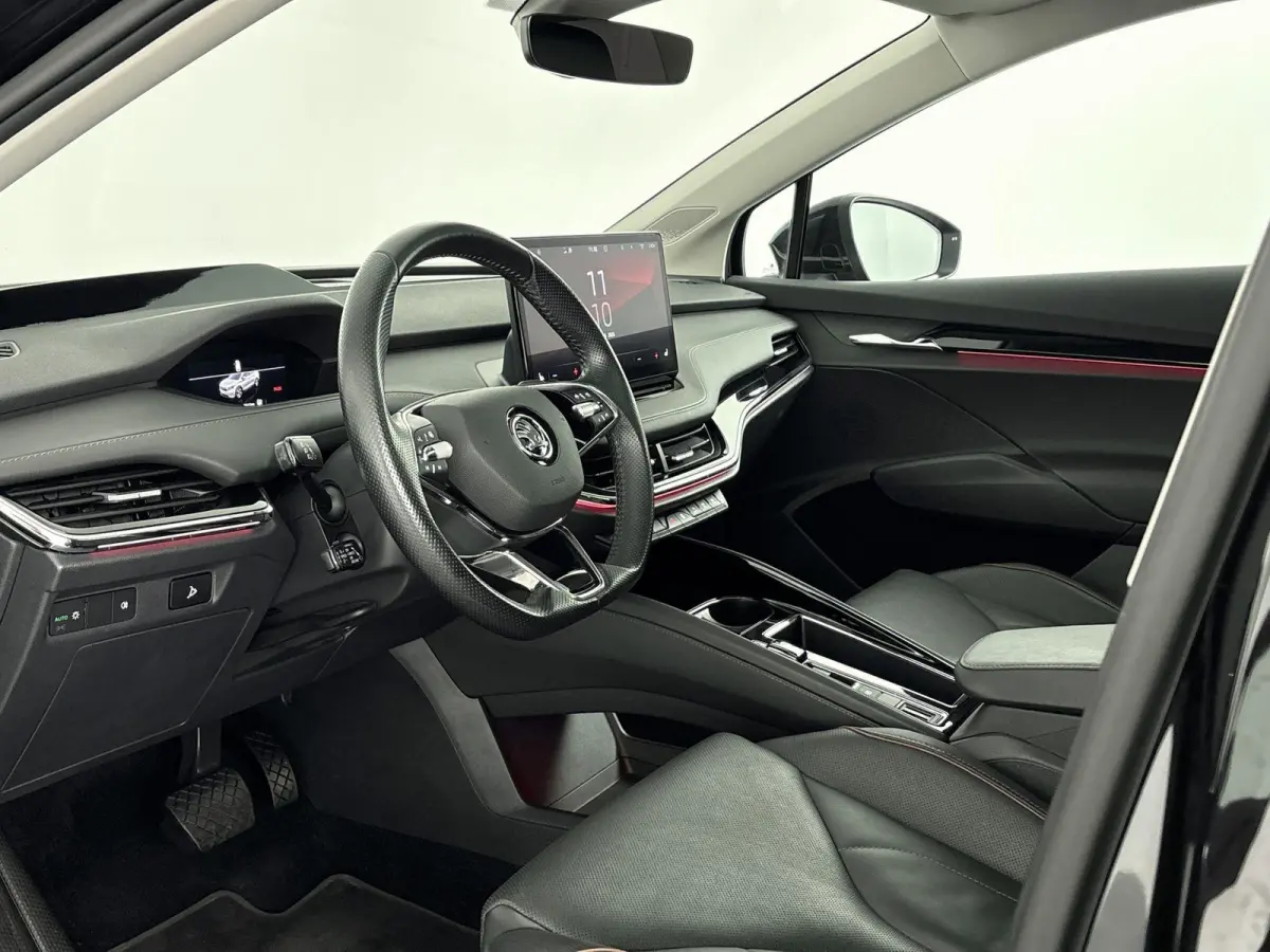 60 | SOH 91% | Apple Carplay | Android Auto | Bluetooth | Buitenspiegels Elektrisch verstel- en Verwarmbaar | Cruise Control Adaptief | Electronic Climate Control | Lichtmetalen Velgen | Nav