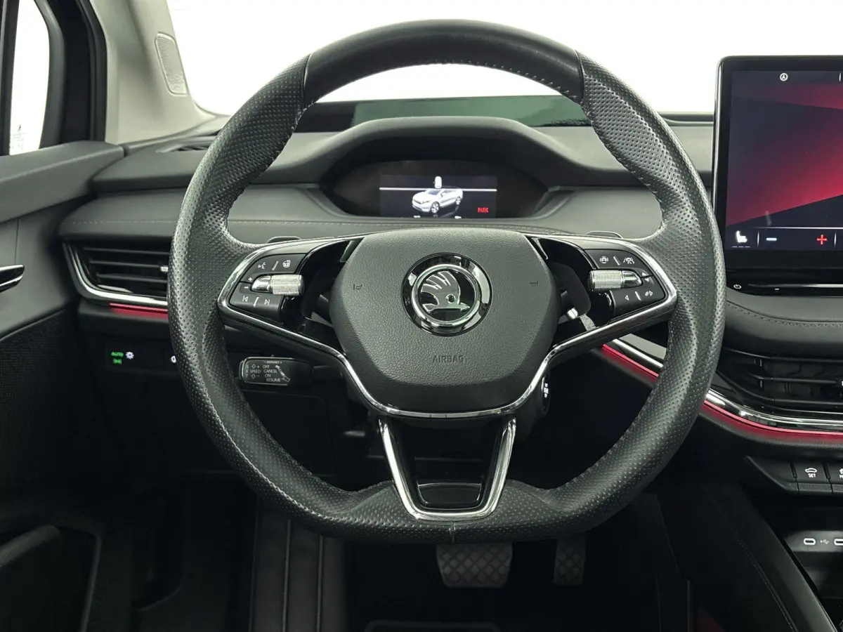 60 | SOH 91% | Apple Carplay | Android Auto | Bluetooth | Buitenspiegels Elektrisch verstel- en Verwarmbaar | Cruise Control Adaptief | Electronic Climate Control | Lichtmetalen Velgen | Nav