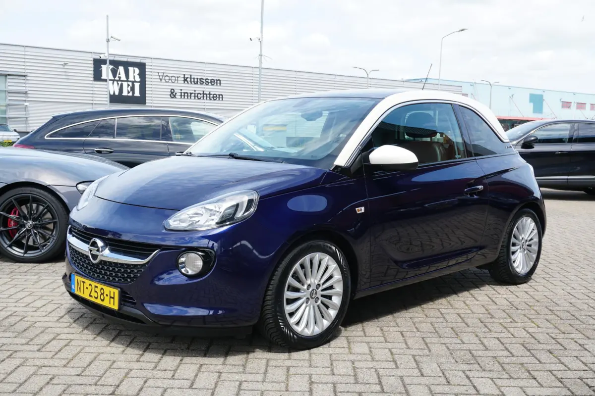 1.0 Turbo Glam Favourite + LEDER / PANO / APPLE CARPLAY