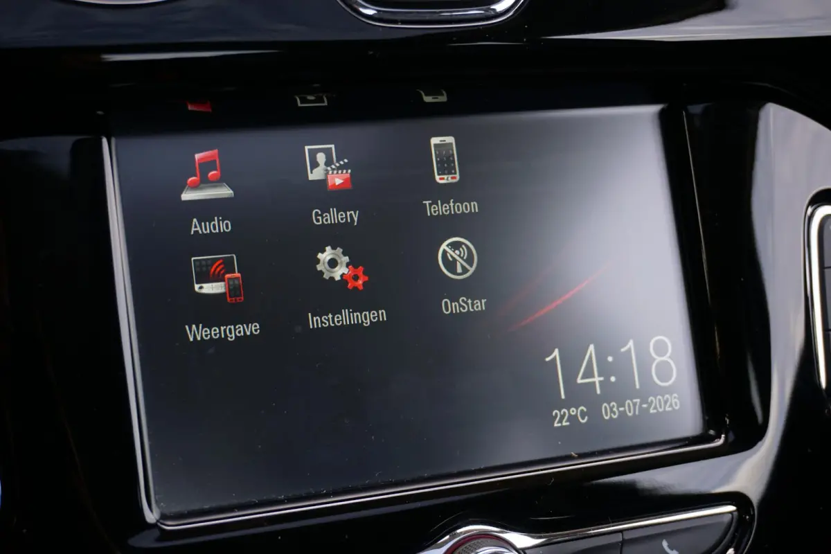 1.0 Turbo Glam Favourite + LEDER / PANO / APPLE CARPLAY