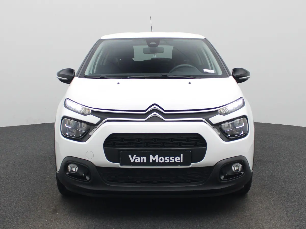 1.2 PureTech 82 S&S MAN Feel | Cruise Control | Lane Assist | Apple Carplay/Android Auto |