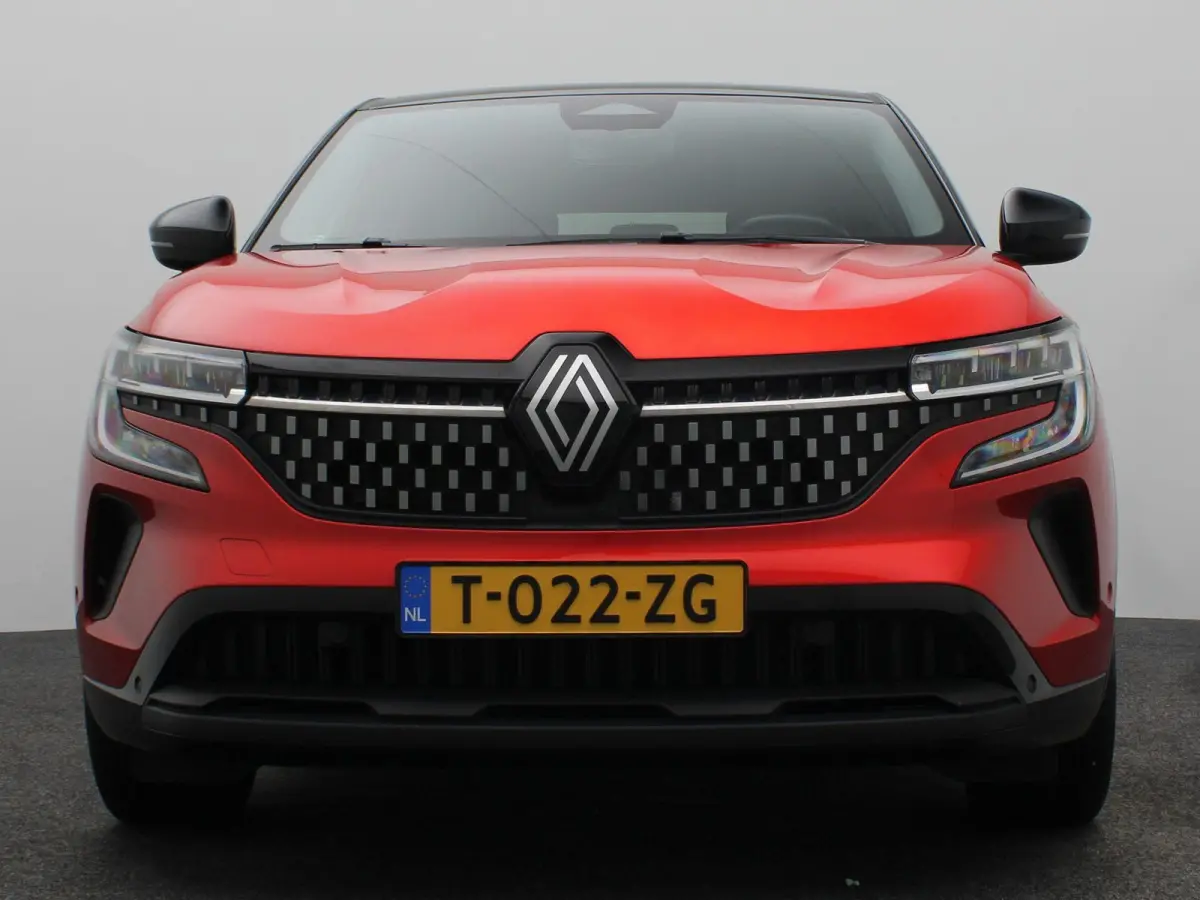 techno E-Tech full hybrid 200 | Parkeercamera | Google Navigatie | Trekhaak