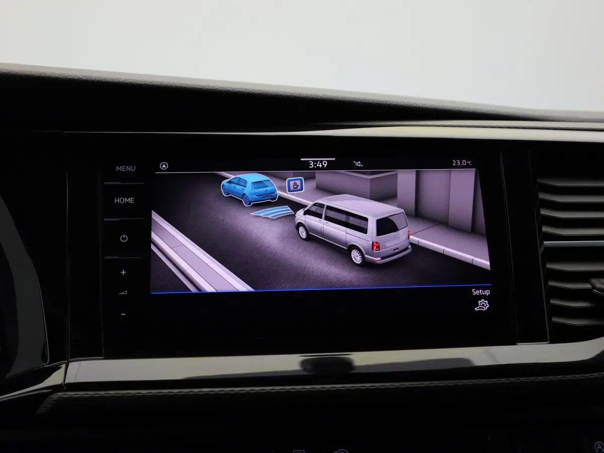 2.0 TDI L2H1 Bulli 150PK | Automaat | Dubbele Cabine | Trekhaak | Parkeersensoren Voor + Achter | Achteruitrijcamera | Adaptive Cruise Control | Multifunctioneel Stuurwiel | Voorruit Verwarm