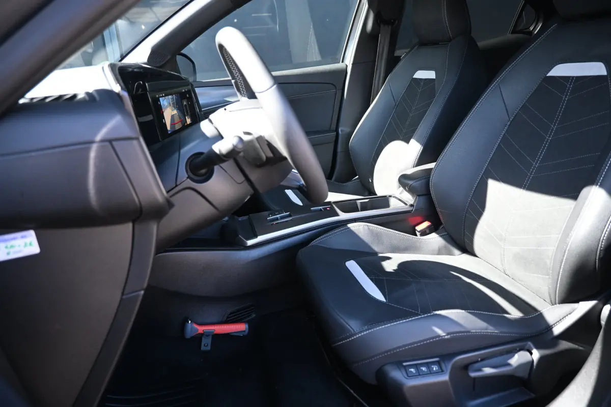 1.2 Turbo Hybrid GS 145pk | Massage | Navigatie | Achteruitrijcamera | Adaptive Cruise | Apple Carplay & Android Auto | !!